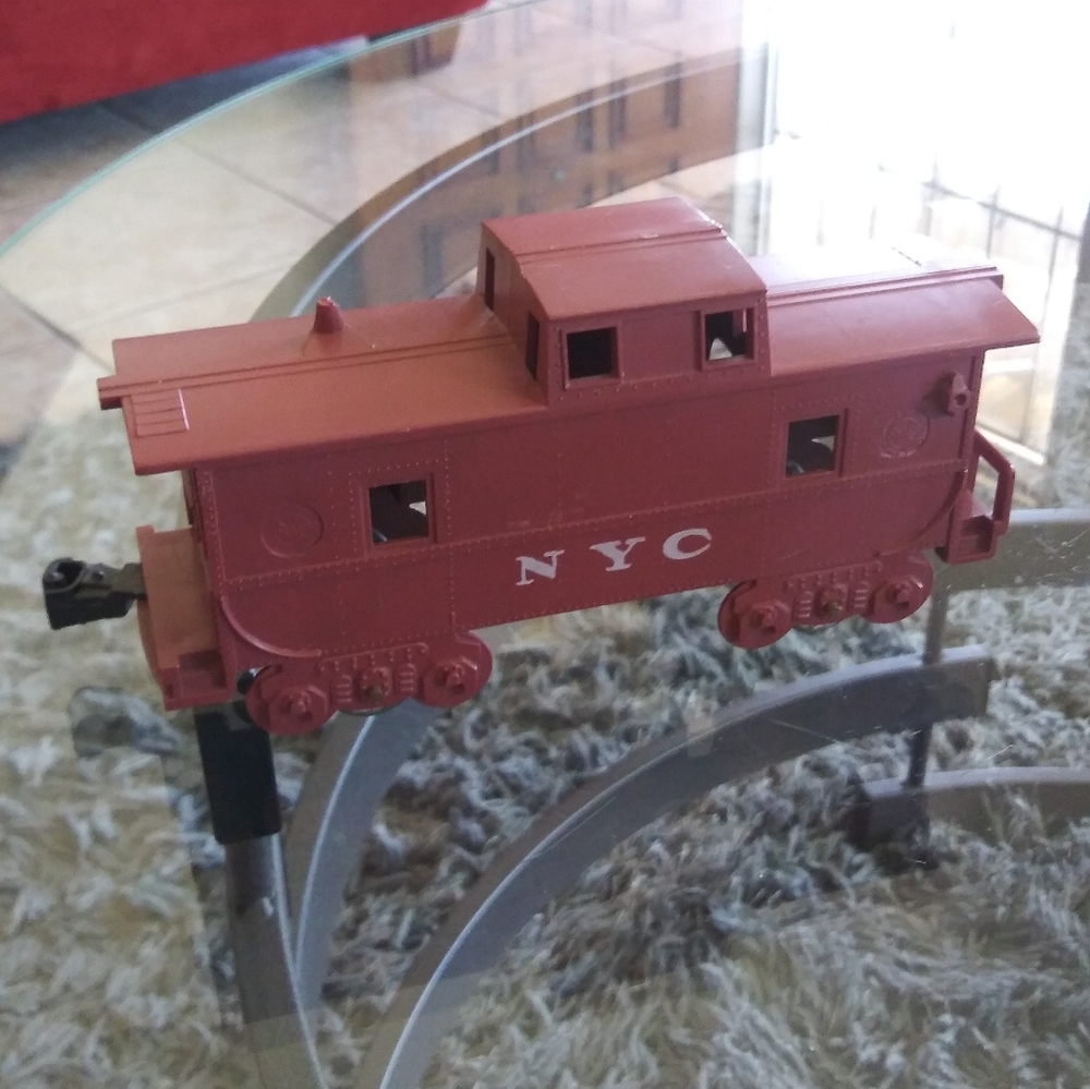 Tools.LOOK!! NYC New York Central  brown  Caboose car train .MADE IN  USA.nice..